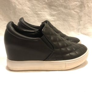 Steve Madden Black Wedge Sneakers Size 7.5